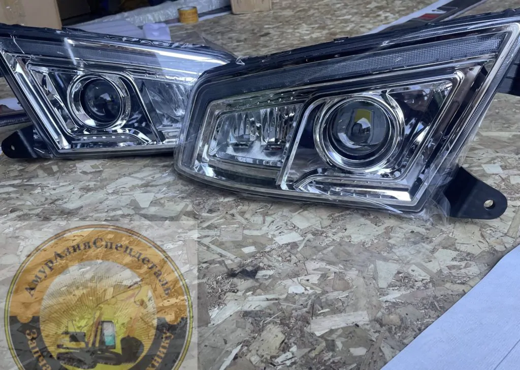 Фара основная LED левая/правая Sitrak 812W25101-6021 в наличии в интернет-магазине «АмурАзияСпецдеталь»